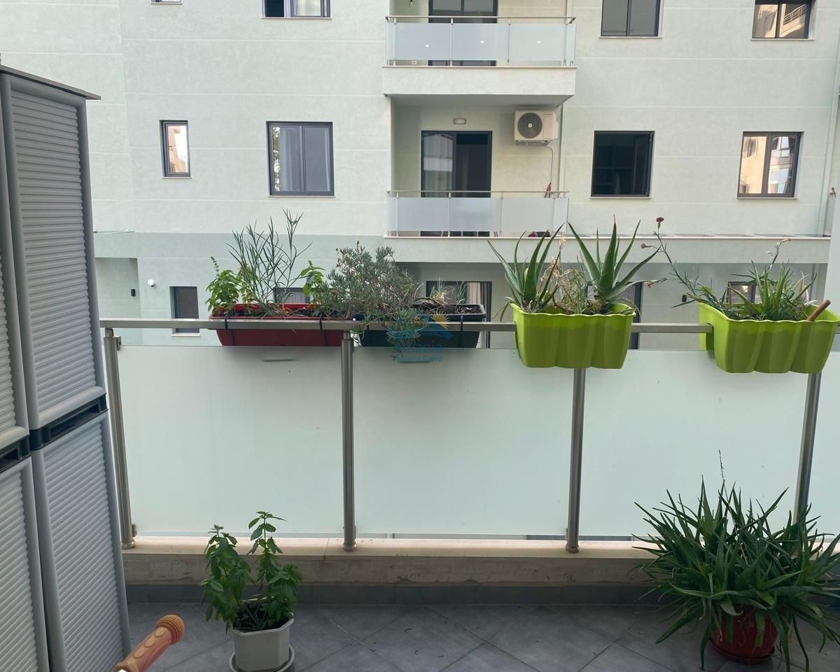 5 Rruga Murat Tërbaci, 9401